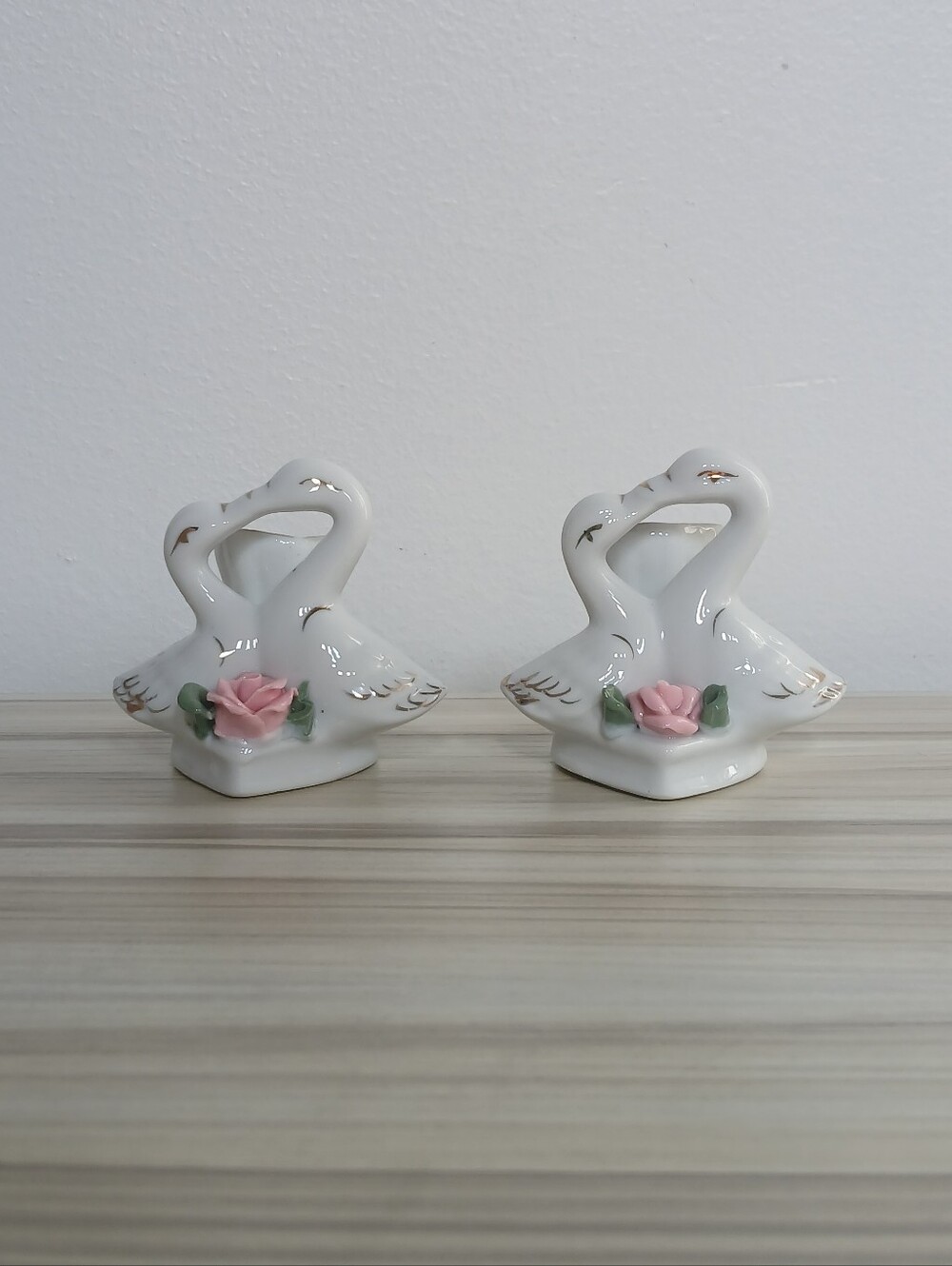 Vtg Pair Porcelain Ceramic Kissing Swans Candlestick Holders Toothpick Holder 3"
